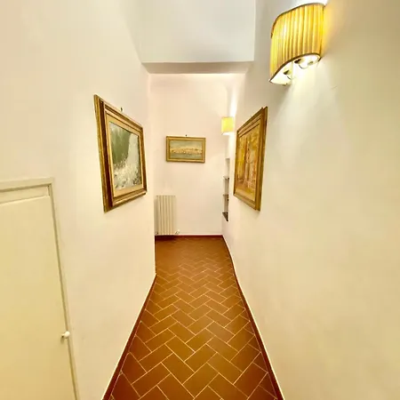 Apartment Convenient Florence